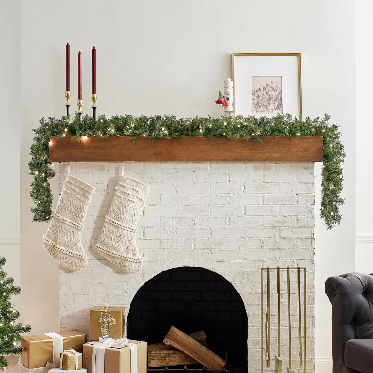 Discount National Tree Company 9 ft. Pre-Lit Plug-In Norwood Fir Garland with Clear Lights - 10 in Diameter