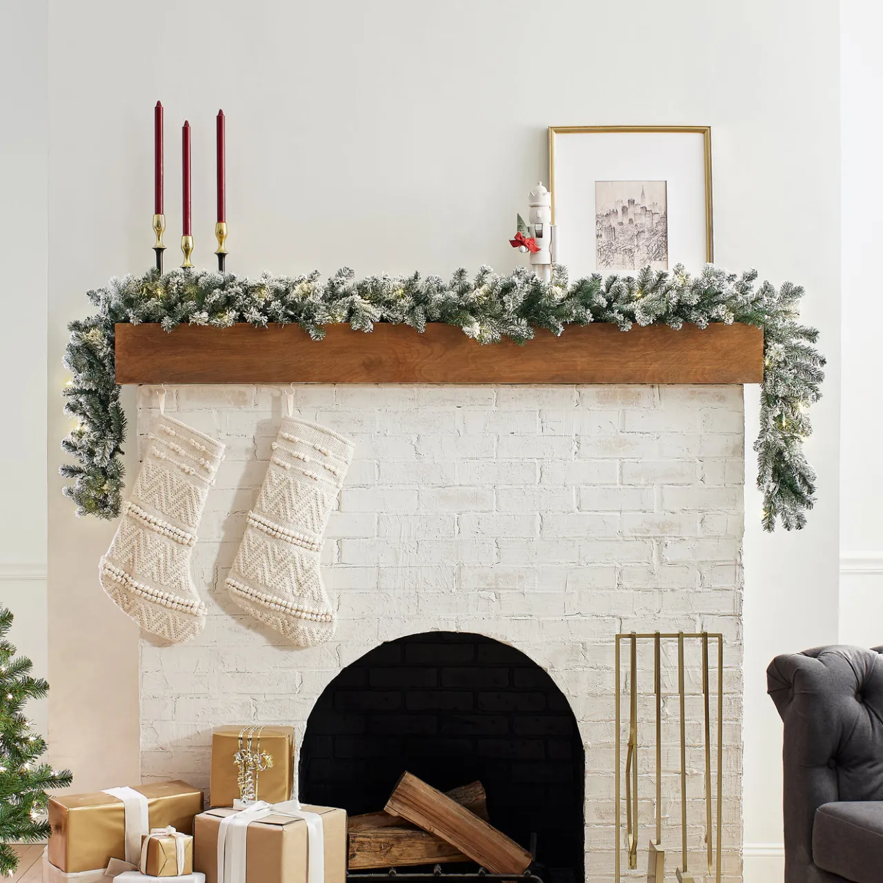 Discount National Tree Company 9 ft. Pre-Lit Snowy Camden Garland with Clear Lights