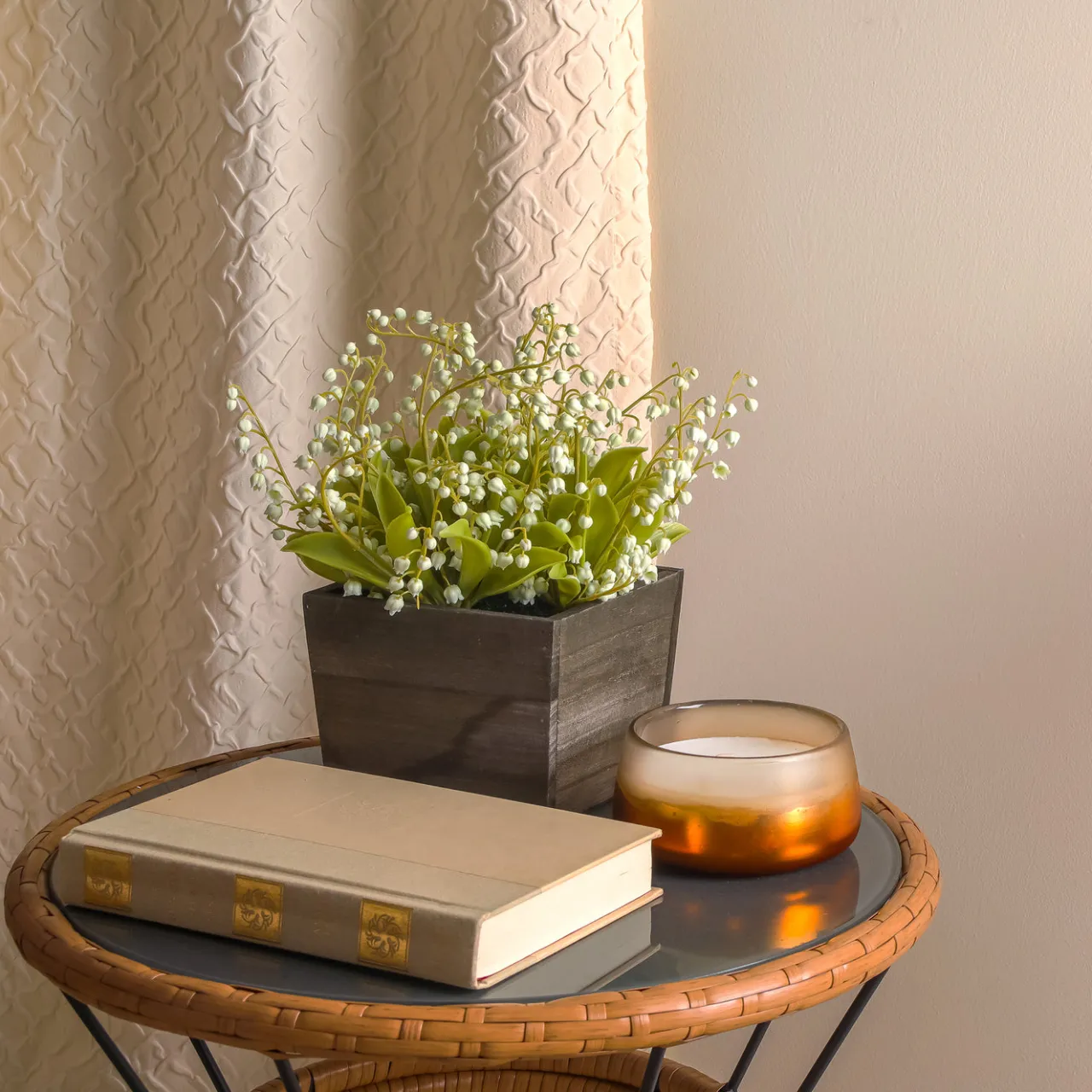 Discount National Tree Company 10 in. Spring Green Lily-of-the-Valley Flowers in Wood Box