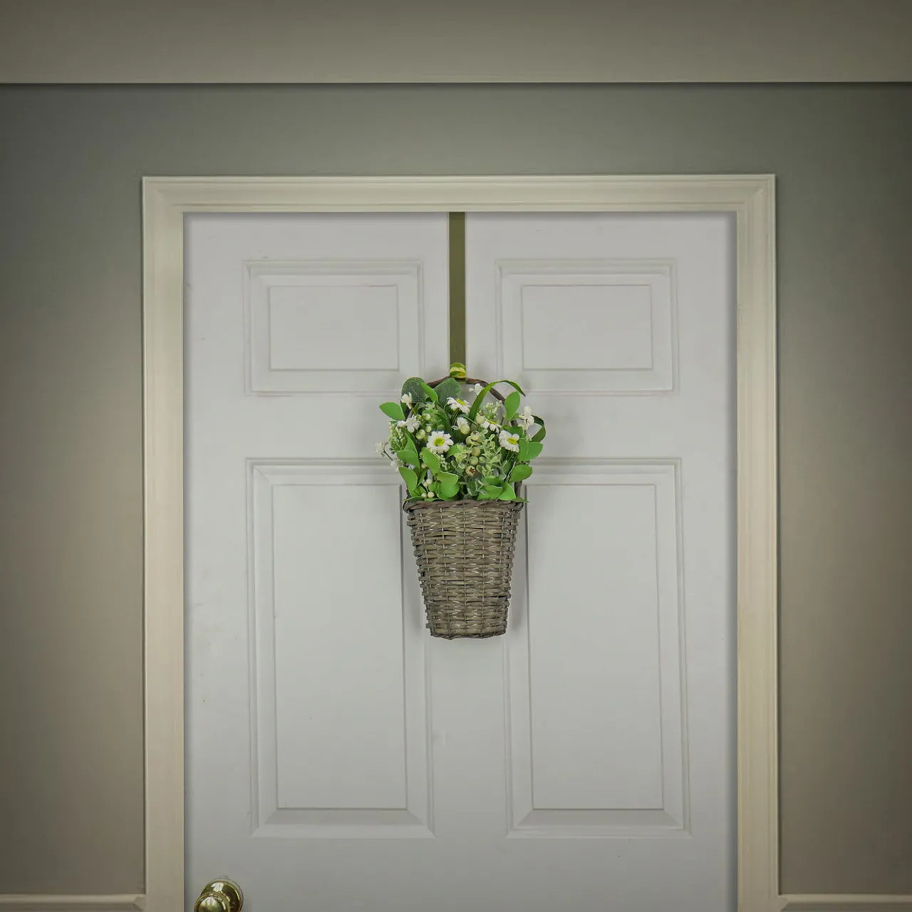 New National Tree Company 18 in. Spring Wall Hanging Baske with Daisy Flowers, Berries, Leafy Greens