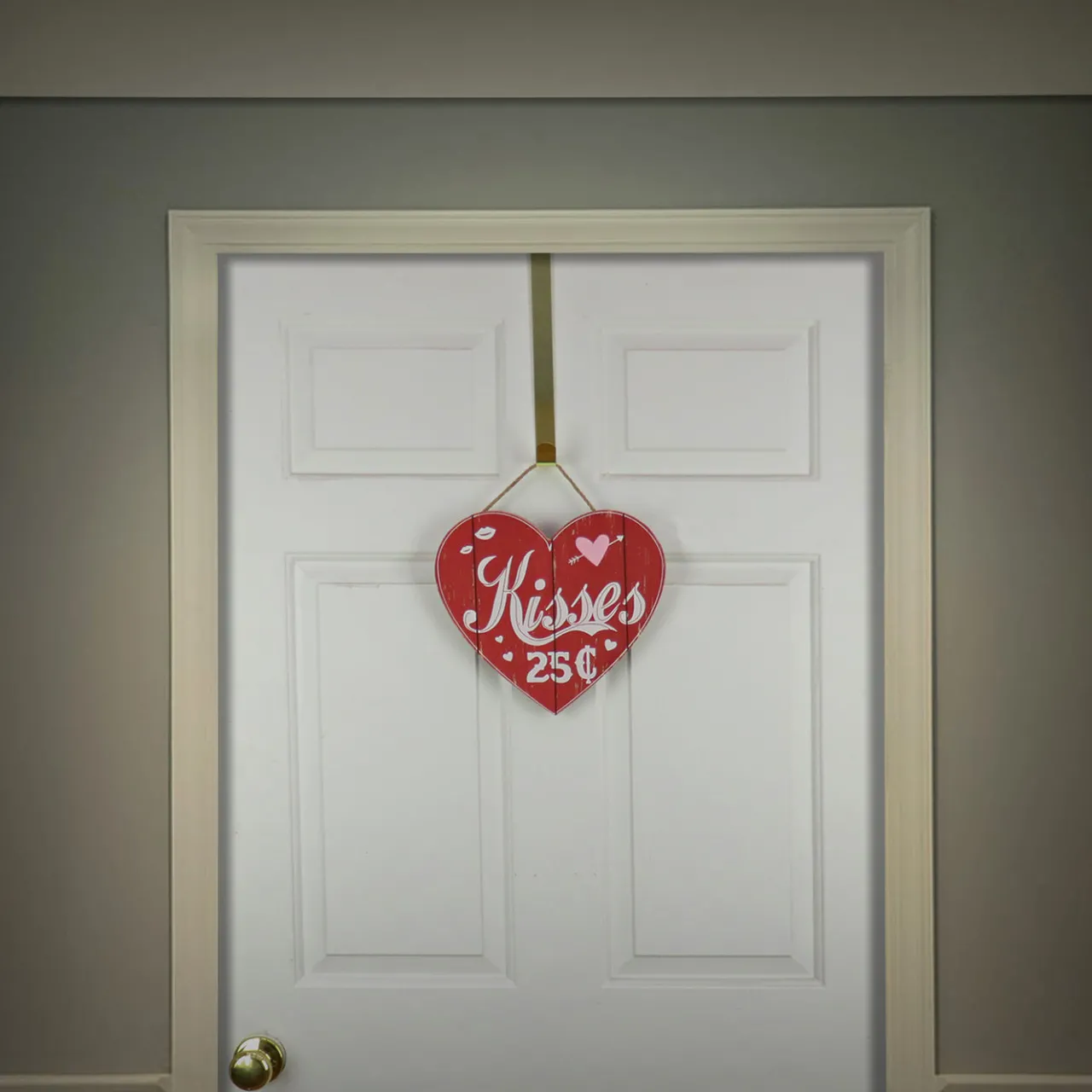 Outlet National Tree Company 11 in. Valentine's 'Kisses' Wall Decor